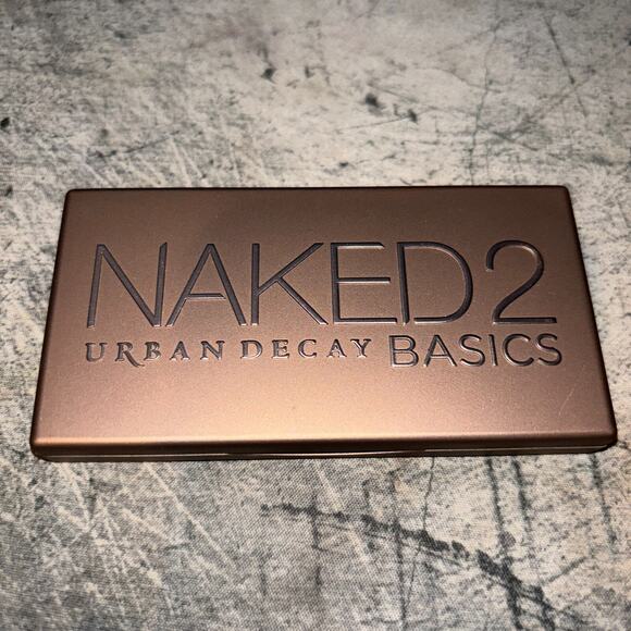 Urban Decay Naked 2 Basics Eyeshadow Palette 6 EyeShadows And Mirror - Picture 1 of 3